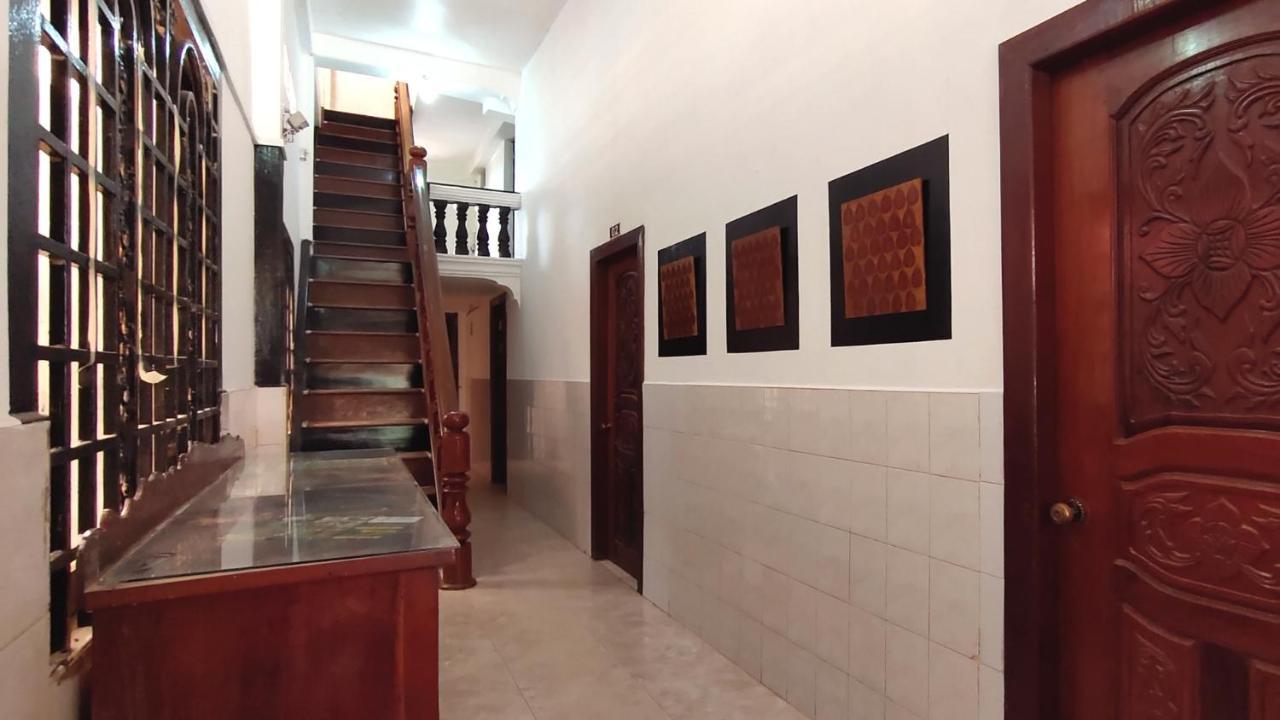 White Monkey Hotel Sziemreap Kültér fotó