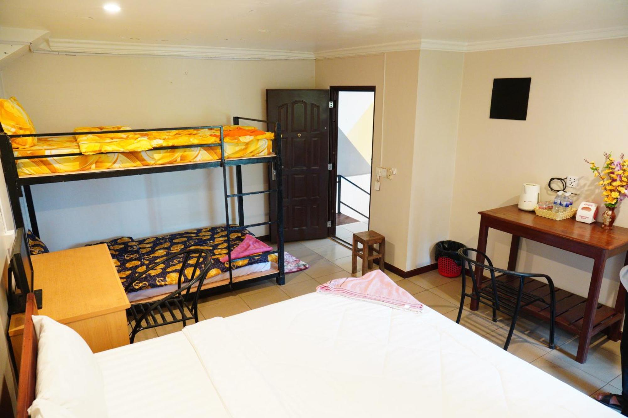 White Monkey Hotel Sziemreap Kültér fotó