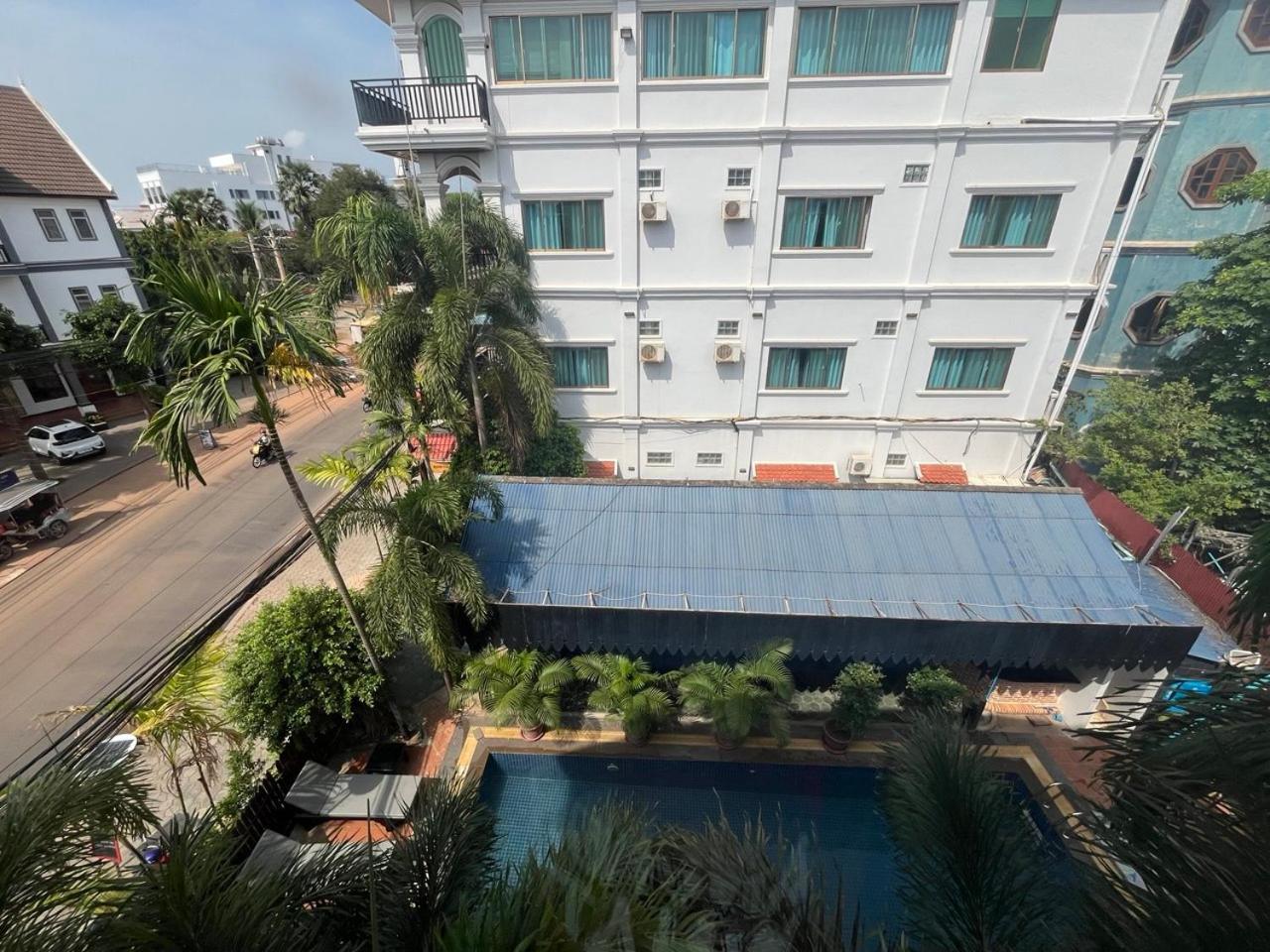 White Monkey Hotel Sziemreap Szoba fotó