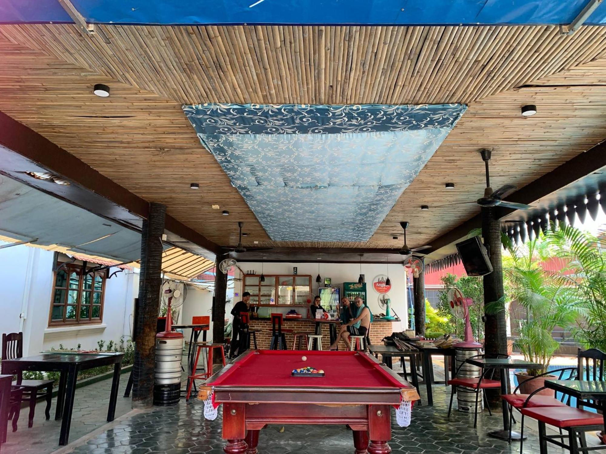 White Monkey Hotel Sziemreap Kültér fotó